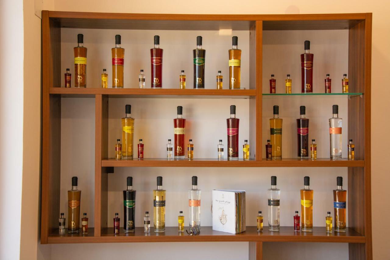 Hotel & Distillery Monogram Gradac  Exterior foto